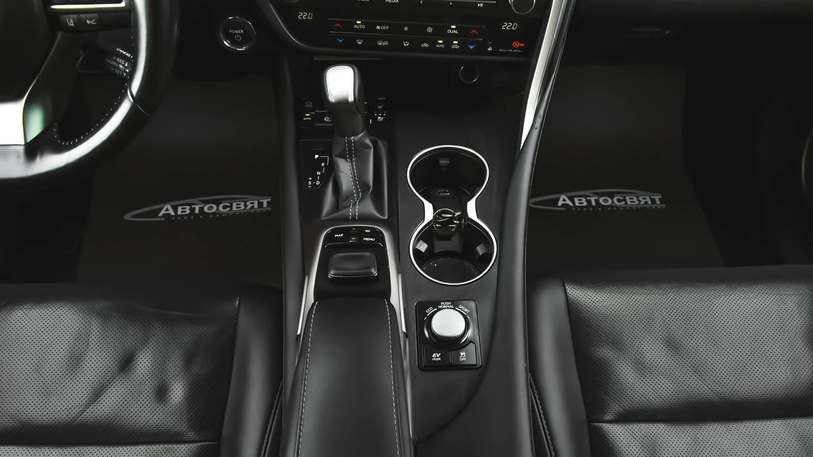 Lexus RX 450h Еxecutive Plus V6 Hybrid E-Four e-CVT, снимка 12 - Автомобили и джипове - 54475738