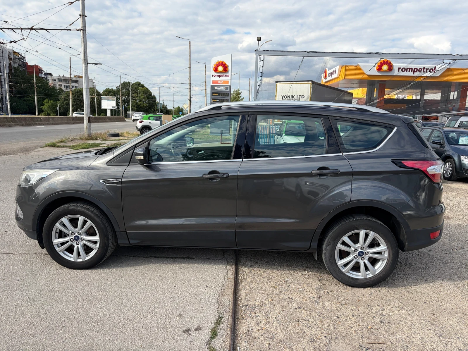Ford Kuga, снимка 8 - Автомобили и джипове - 55402102