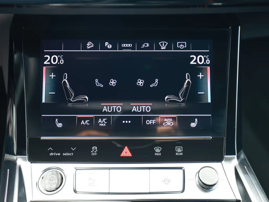 Audi Q8 E-TRON/340HP/50/SPORTBACK/S-LINE/PANO/CAM/712z, снимка 14 - Автомобили и джипове - 55562614