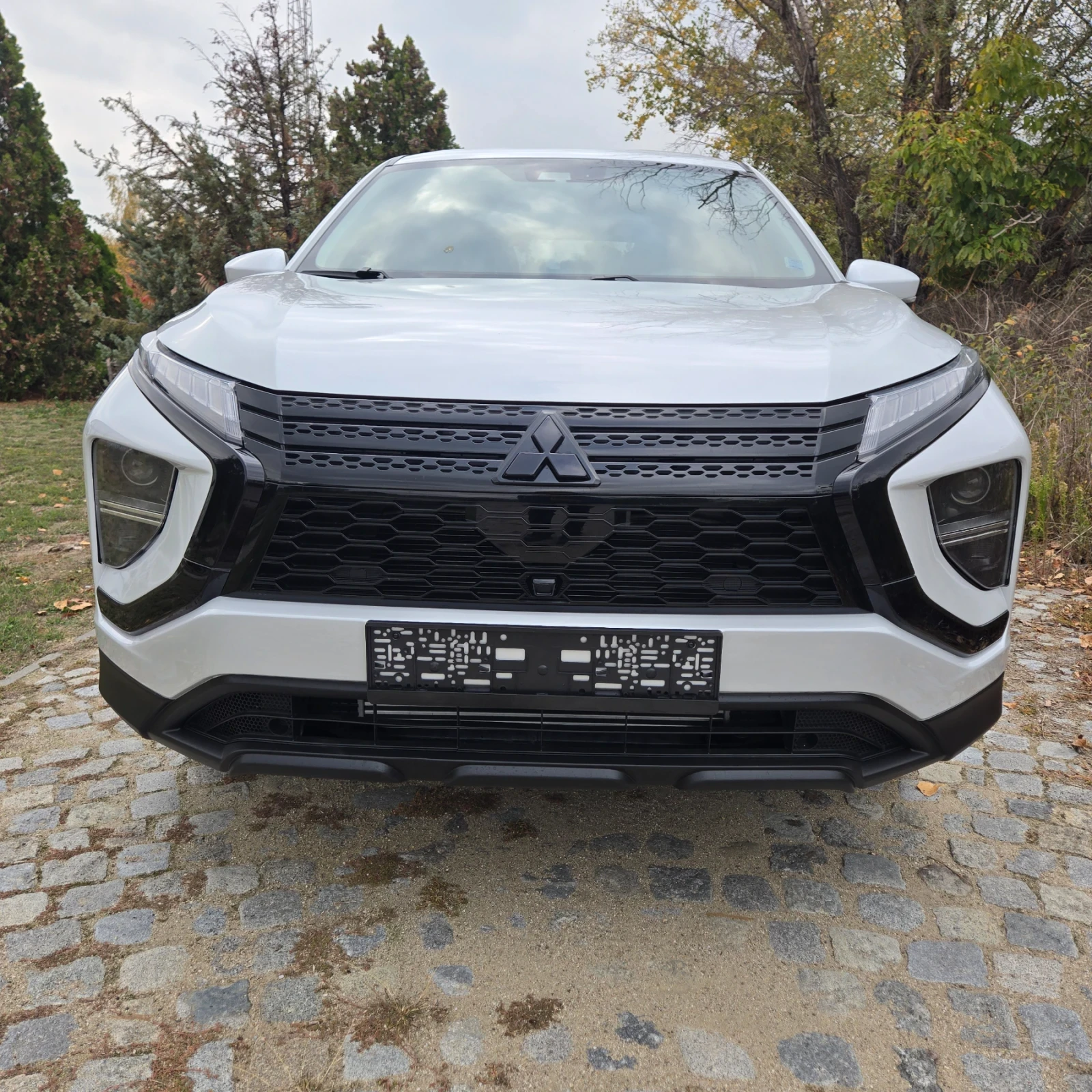 Mitsubishi Eclipse Cross 1.5L AWD, снимка 3 - Автомобили и джипове - 56649847