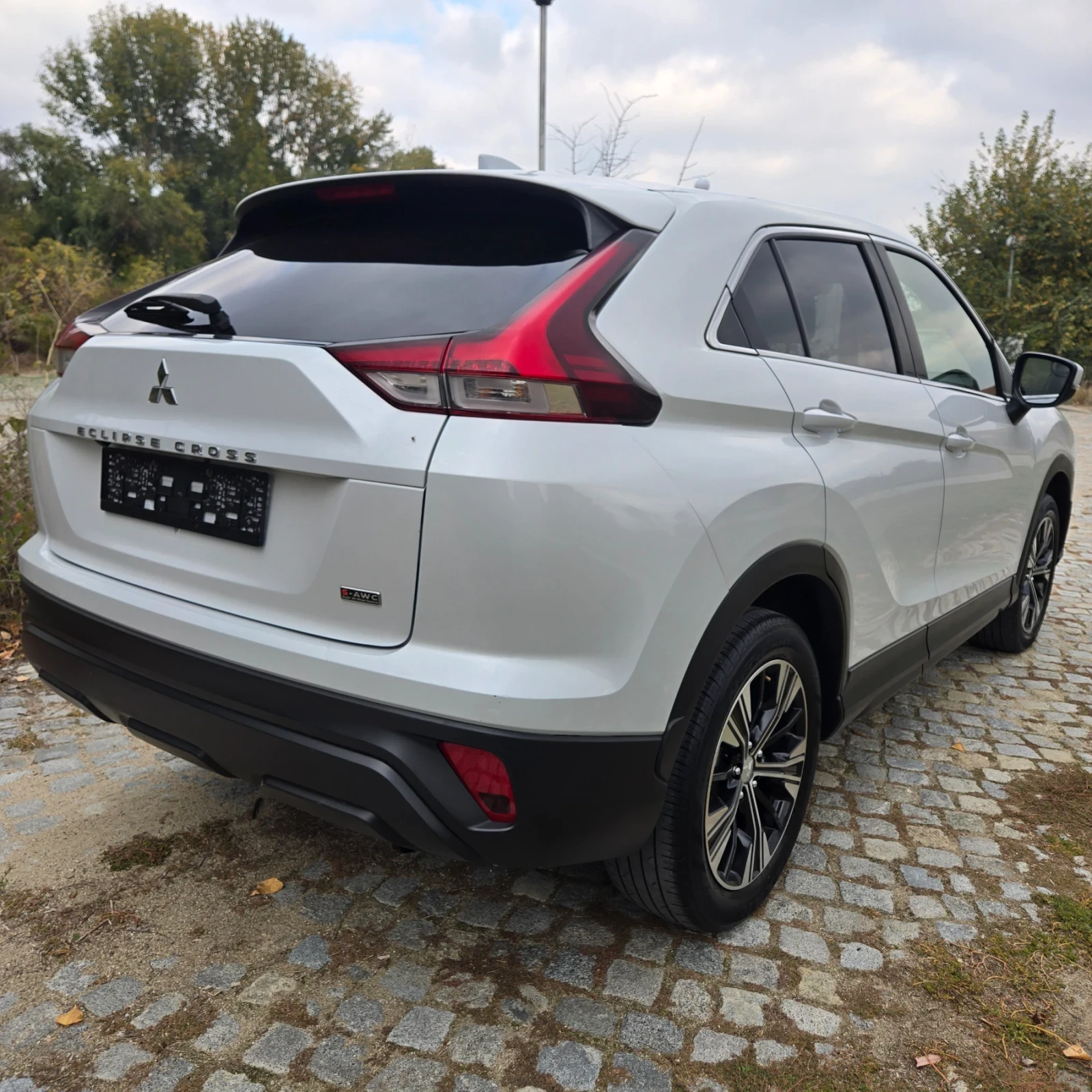 Mitsubishi Eclipse Cross 1.5L AWD, снимка 5 - Автомобили и джипове - 56649847
