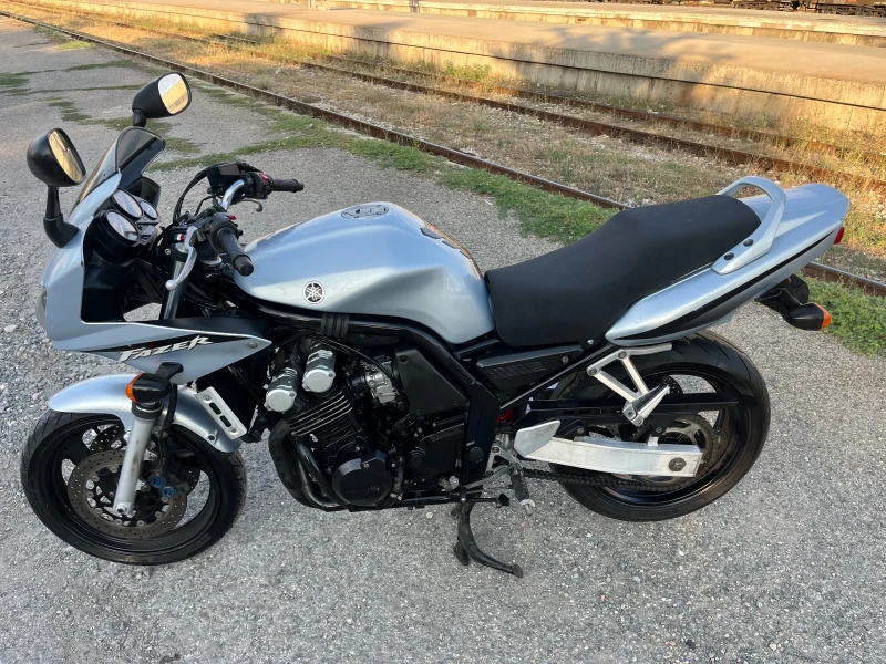Yamaha Fazer 600