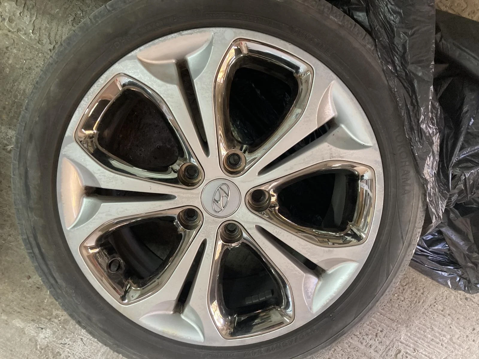    225/45R17  Hyundai | Mobile.bg   4