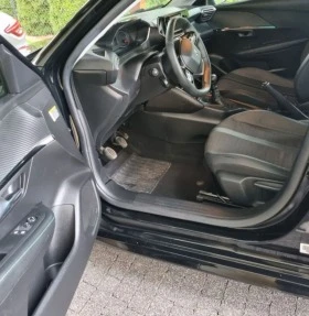 Peugeot 208 1, 2  VTI-82PS-HM05, снимка 8