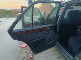 Mercedes-Benz 124 2.3i, снимка 10