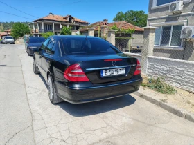 Mercedes-Benz E 500 W211 | V8 | Газ | Кожа | Подгрев | Пружини | , снимка 3
