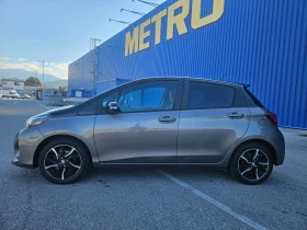 Toyota Yaris HYBRID TWO-TONE, снимка 4