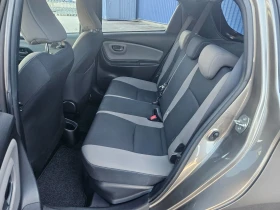 Toyota Yaris HYBRID TWO-TONE, снимка 10