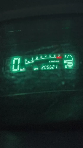 Toyota Yaris verso Automatic 1.3 vvti, снимка 16