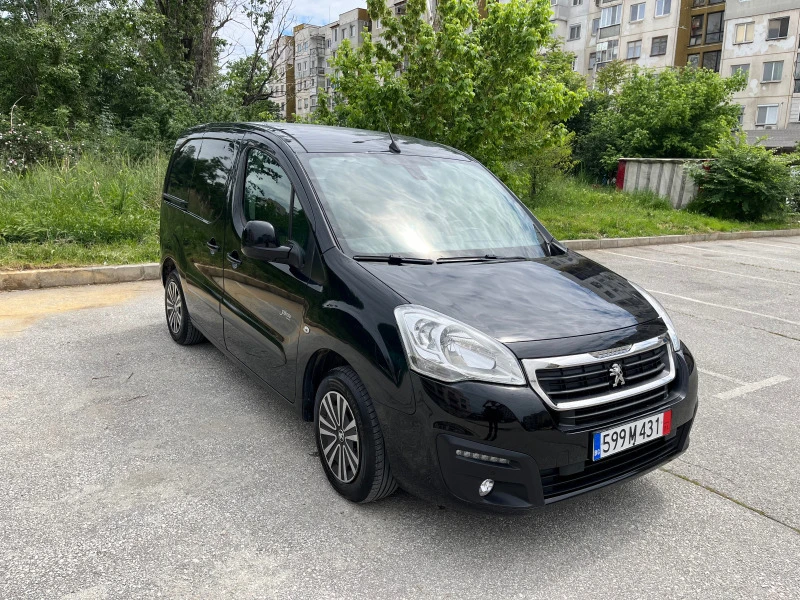 Peugeot Partner Товарен автомобил, снимка 3 - Автомобили и джипове - 47300563