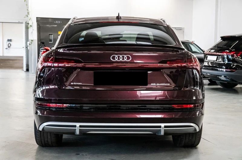 Audi E-Tron 55/SPORTBACK/ S-LINE/S-SEATS/ B&O/360/NIGHT VISION, снимка 5 - Автомобили и джипове - 46992842