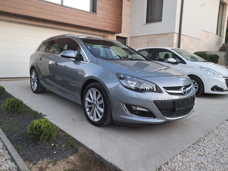 Opel Astra 1.7 CDTI--97000км.FACELIFT-КАТО НОВА, снимка 2 - Автомобили и джипове - 48034459