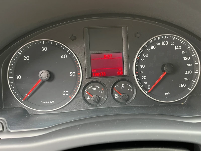 VW Golf Plus 1.9TDI-105k.c., снимка 11 - Автомобили и джипове - 48247875