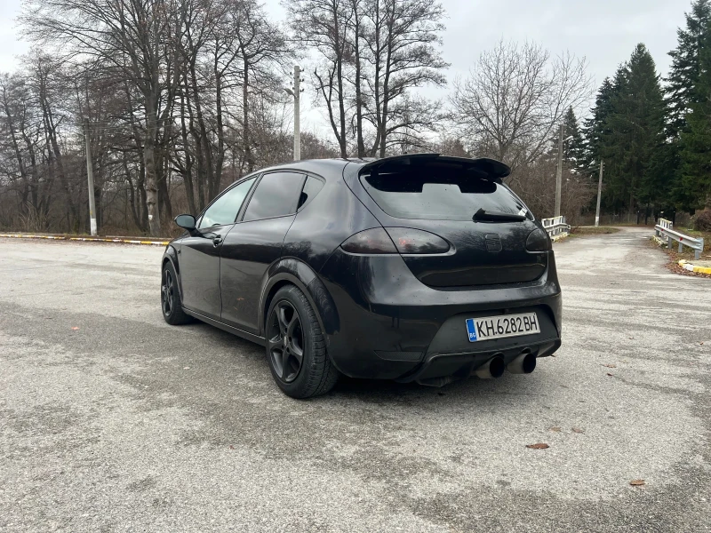 Seat Leon, снимка 2 - Автомобили и джипове - 48431684