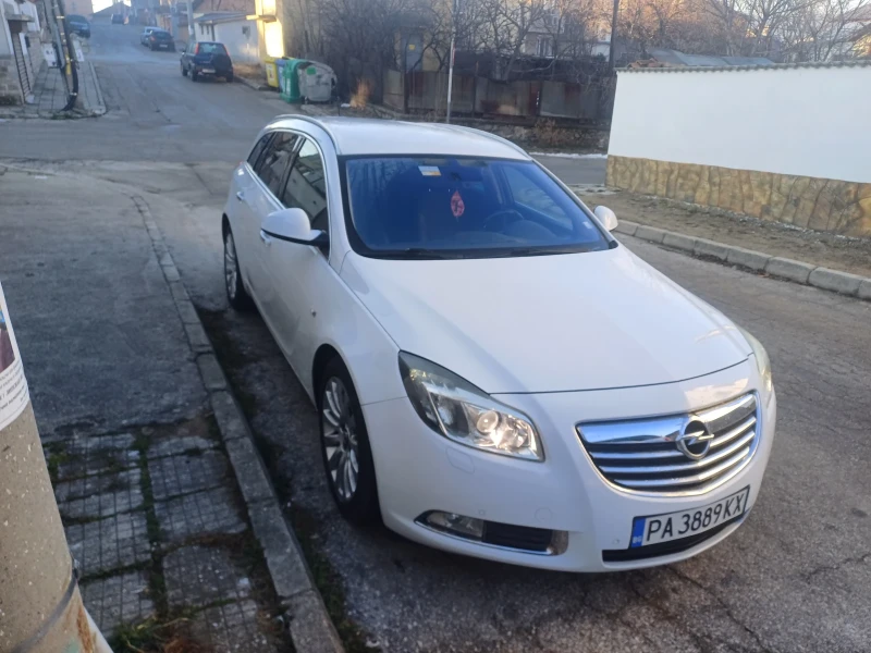 Opel Insignia, снимка 3 - Автомобили и джипове - 48793406