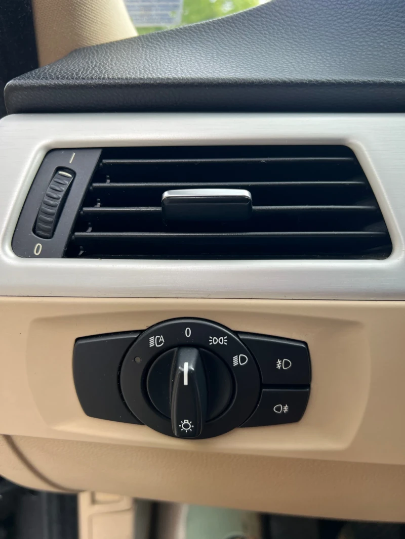 BMW 330 XDrive, снимка 8 - Автомобили и джипове - 53013511