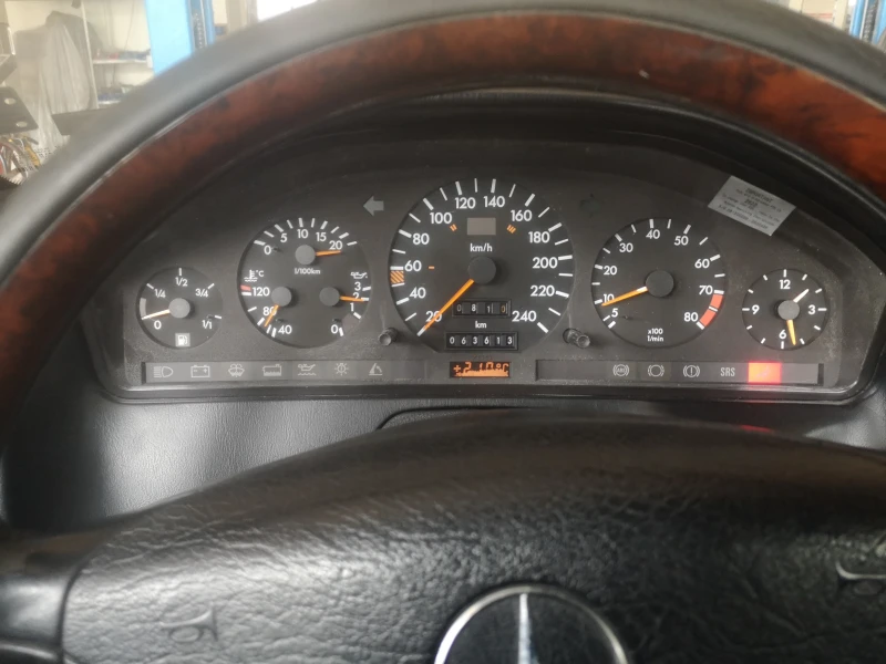 Mercedes-Benz SL 300, снимка 12 - Автомобили и джипове - 51363734
