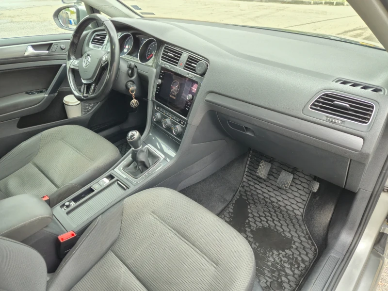 VW Golf, снимка 10 - Автомобили и джипове - 52113612