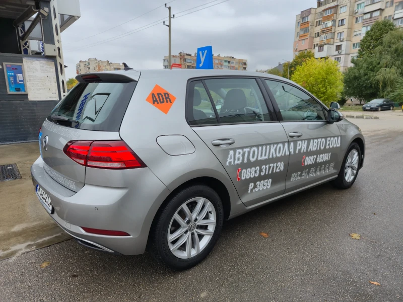 VW Golf, снимка 2 - Автомобили и джипове - 52113612