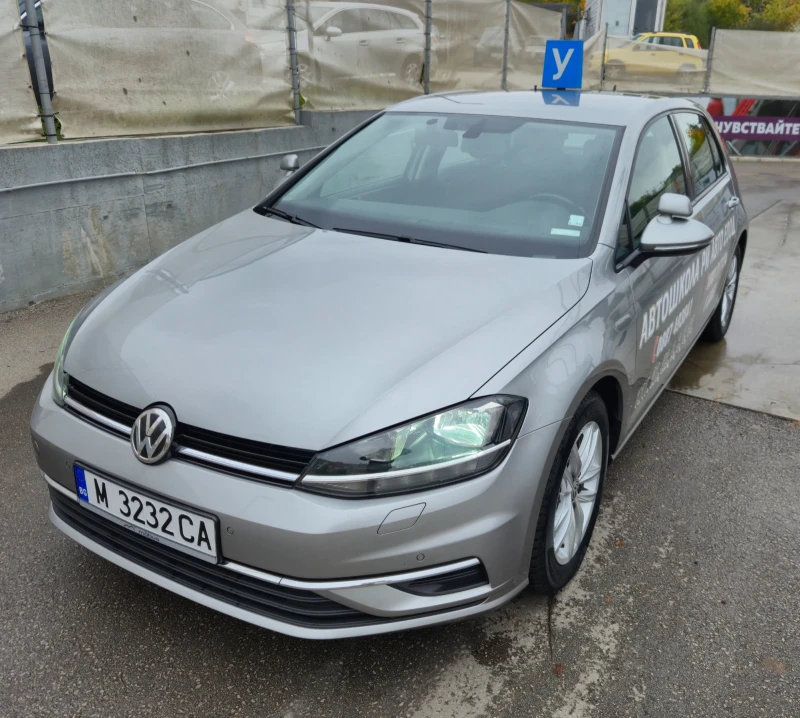 VW Golf, снимка 8 - Автомобили и джипове - 52113612