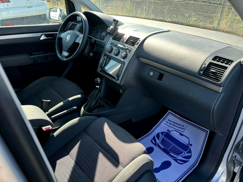 VW Touran 2.0TDI NAVI GERMANY , снимка 8 - Автомобили и джипове - 52315714