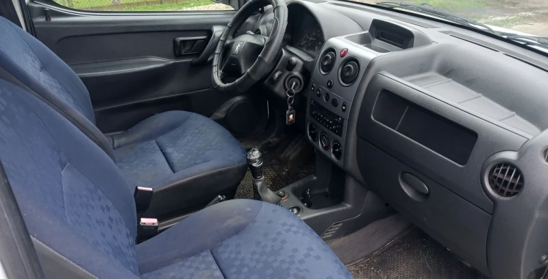 Peugeot Partner 1.9D, снимка 9 - Автомобили и джипове - 52684933