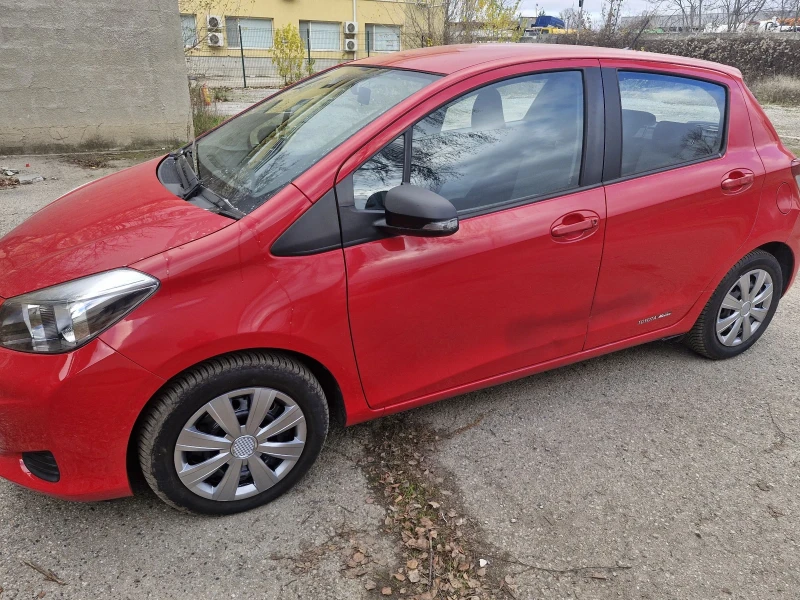 Toyota Yaris 1.0, снимка 4 - Автомобили и джипове - 52753573