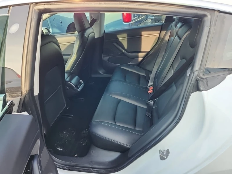 Tesla Model 3 * STANDARD RANGE PLUS * CARFAX * ЦЕНА ДО БГ, снимка 13 - Автомобили и джипове - 52878157