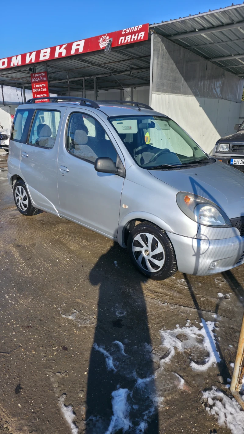 Toyota Yaris verso Automatic 1.3 vvti, снимка 9 - Автомобили и джипове - 52915276