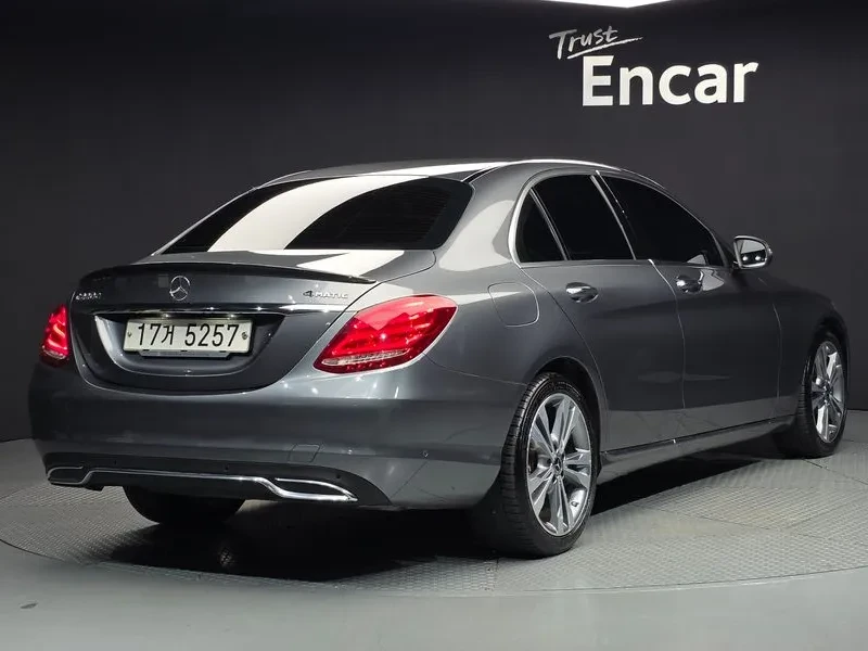 Mercedes-Benz C 220 Avantgarde - САМО 30% АВАНС, снимка 2 - Автомобили и джипове - 55986506