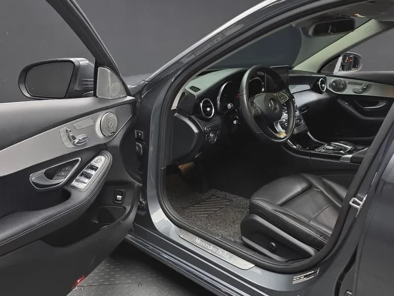 Mercedes-Benz C 220 Avantgarde - САМО 30% АВАНС, снимка 10 - Автомобили и джипове - 55986506