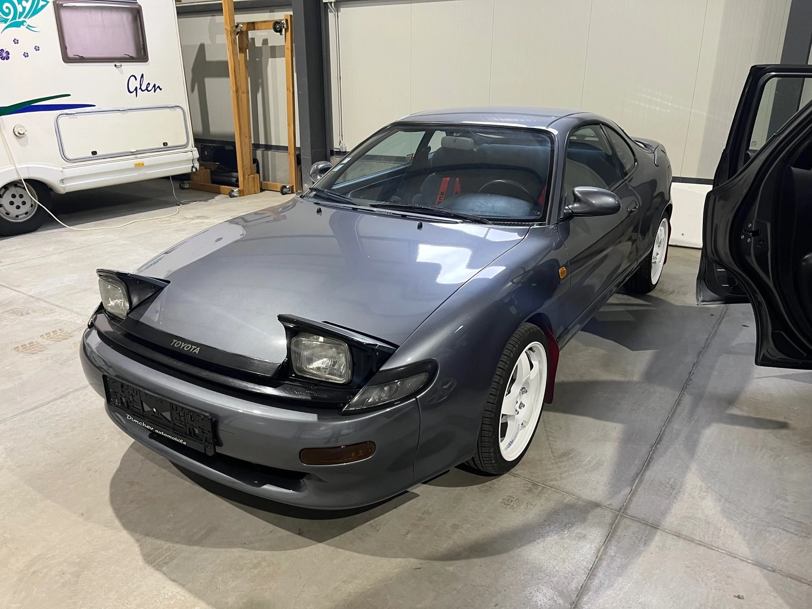 Toyota Celica 2.0 i 156 к.с - изображение 2