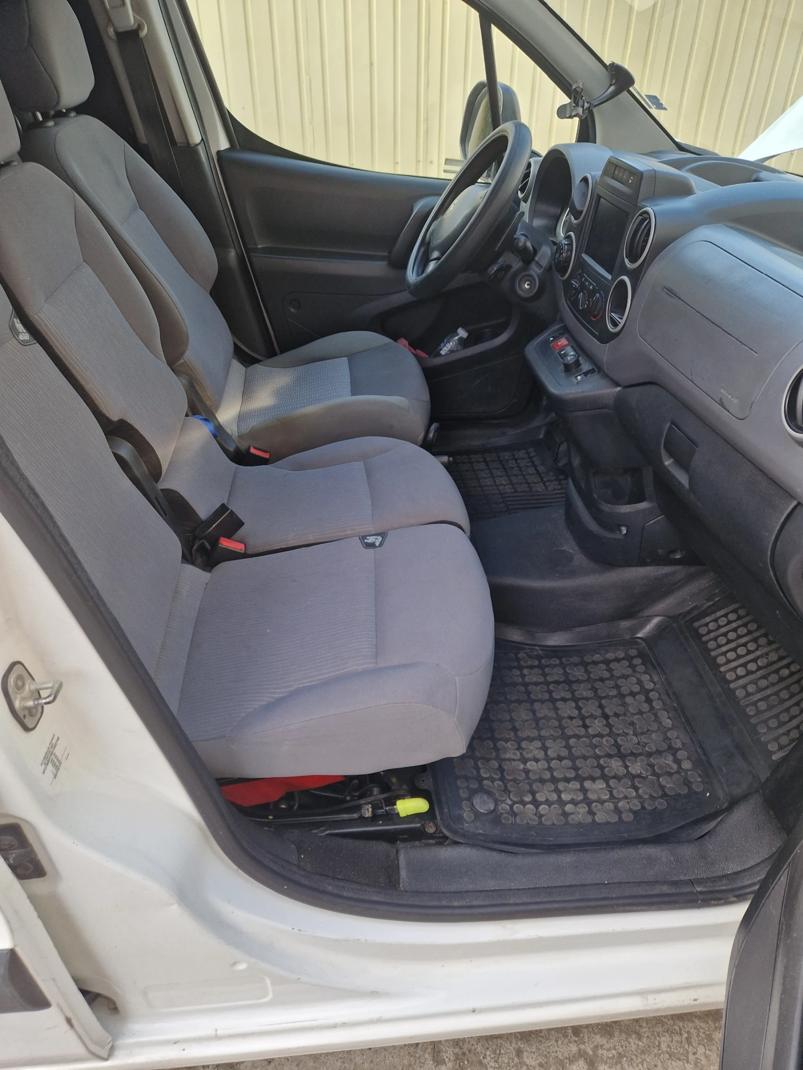 Peugeot Partner 1.6 BlueHdi  | Mobile.bg   16