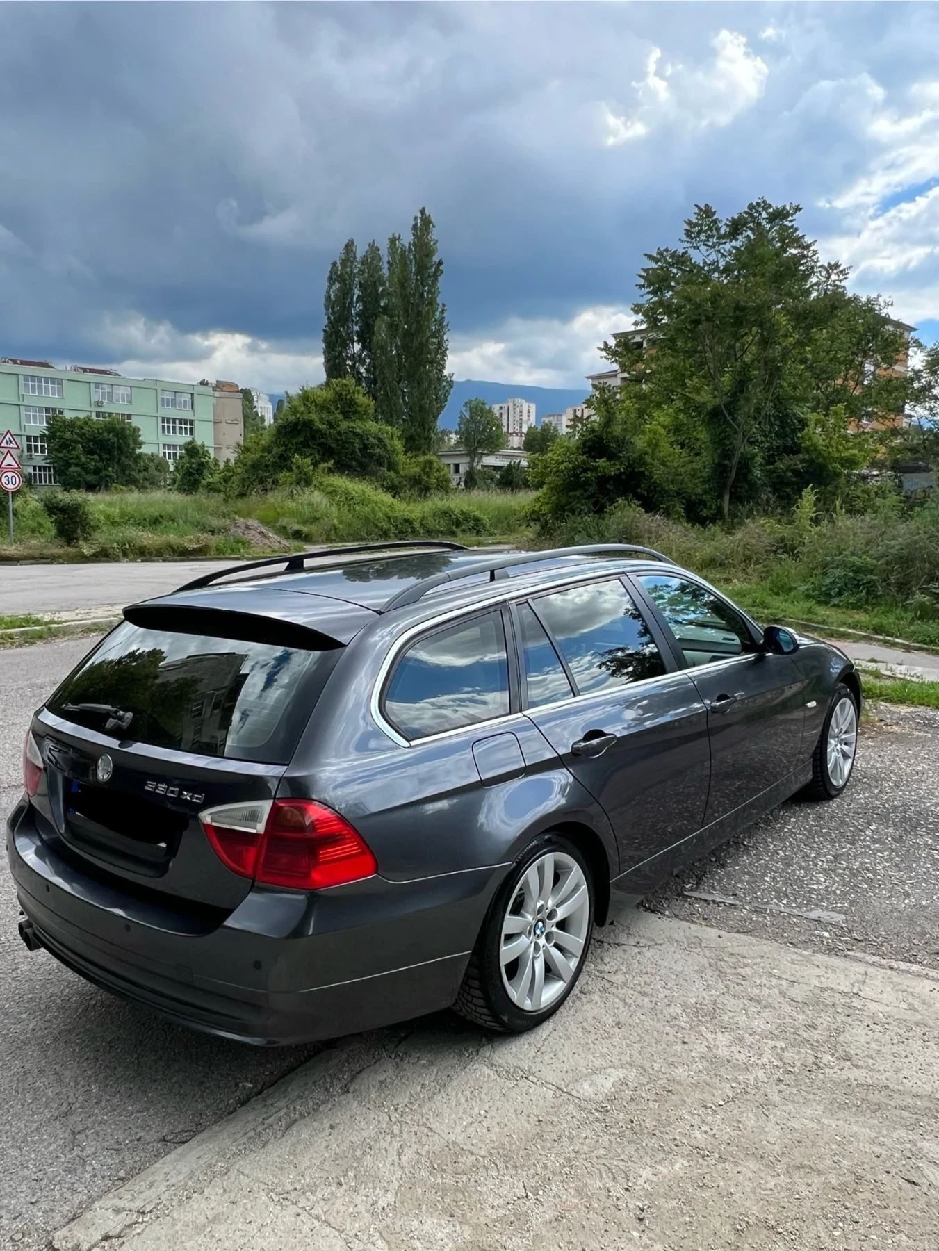 BMW 330 XDrive - изображение 4