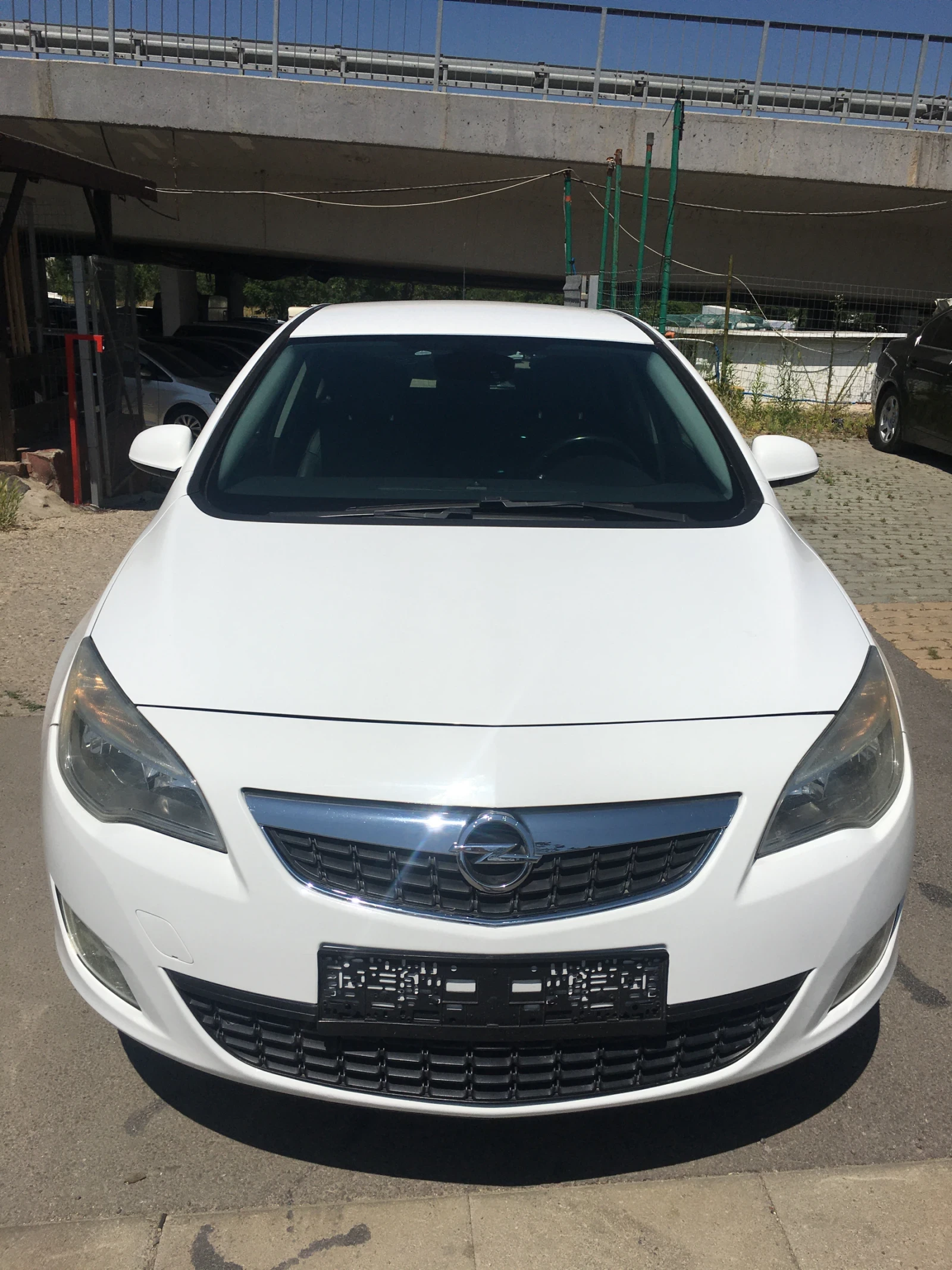 Opel Astra 1.7CDTI 125k.c. - изображение 4