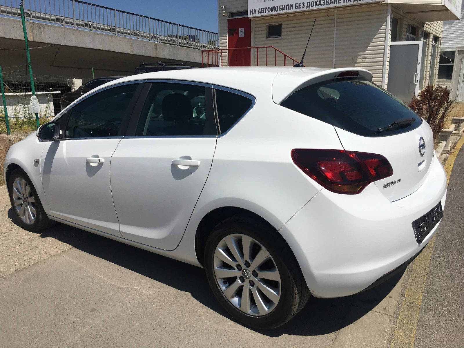Opel Astra 1.7CDTI 125k.c. - изображение 6