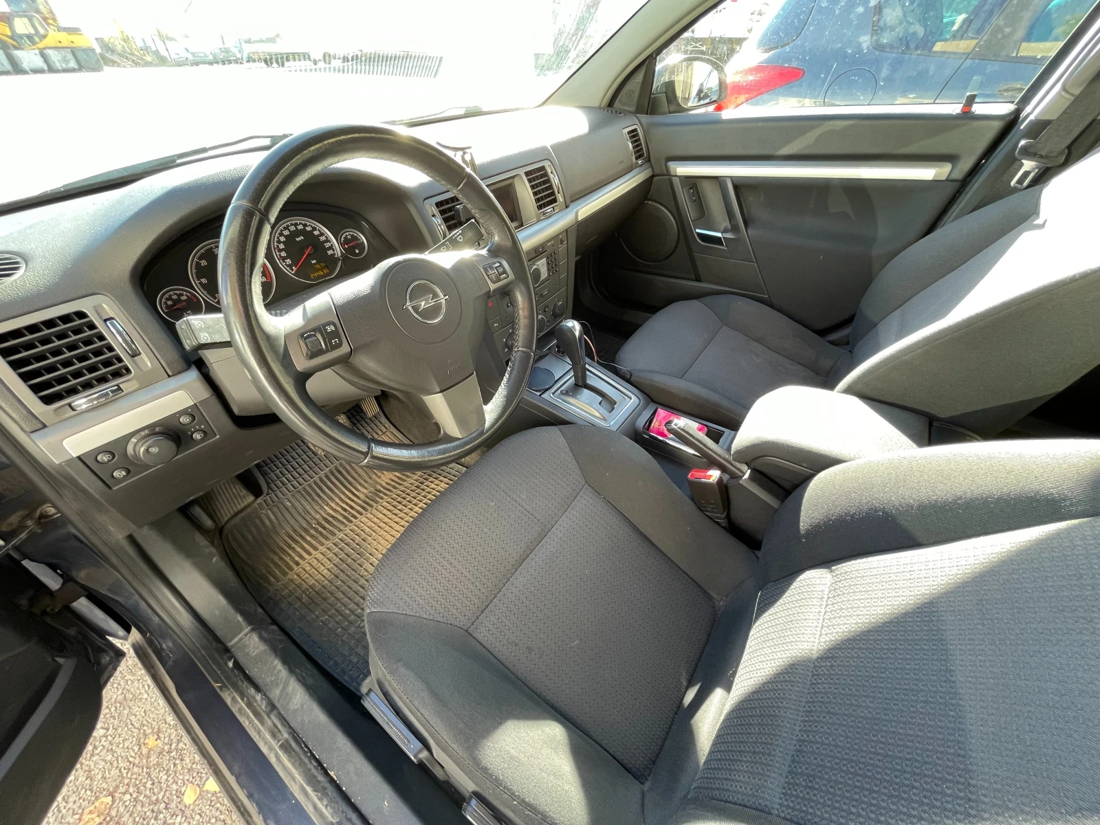 Opel Vectra 1.9 CDTI - изображение 10