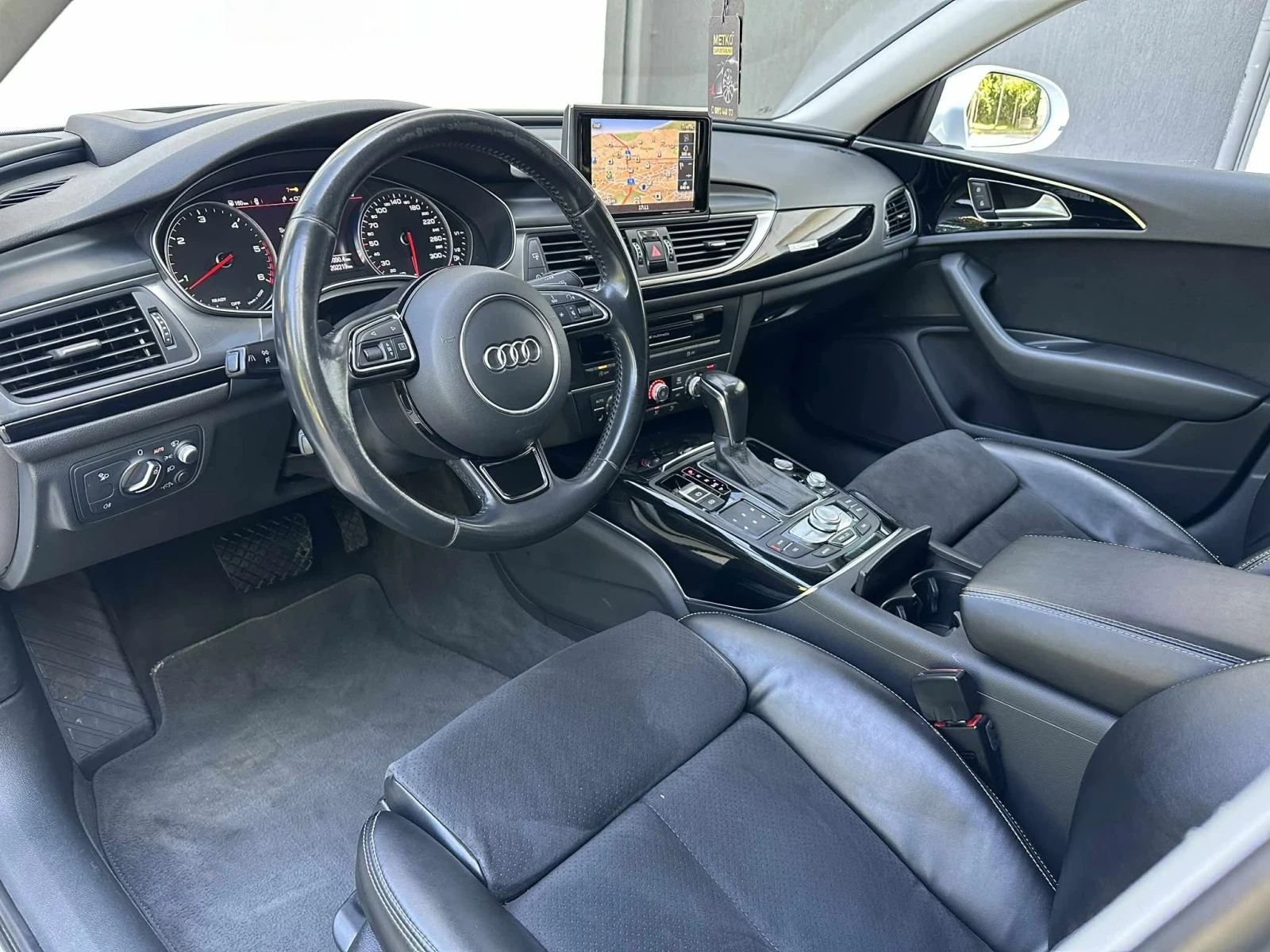 Audi A6 3.0TDI 3xS-LINE FACELIFT - изображение 9