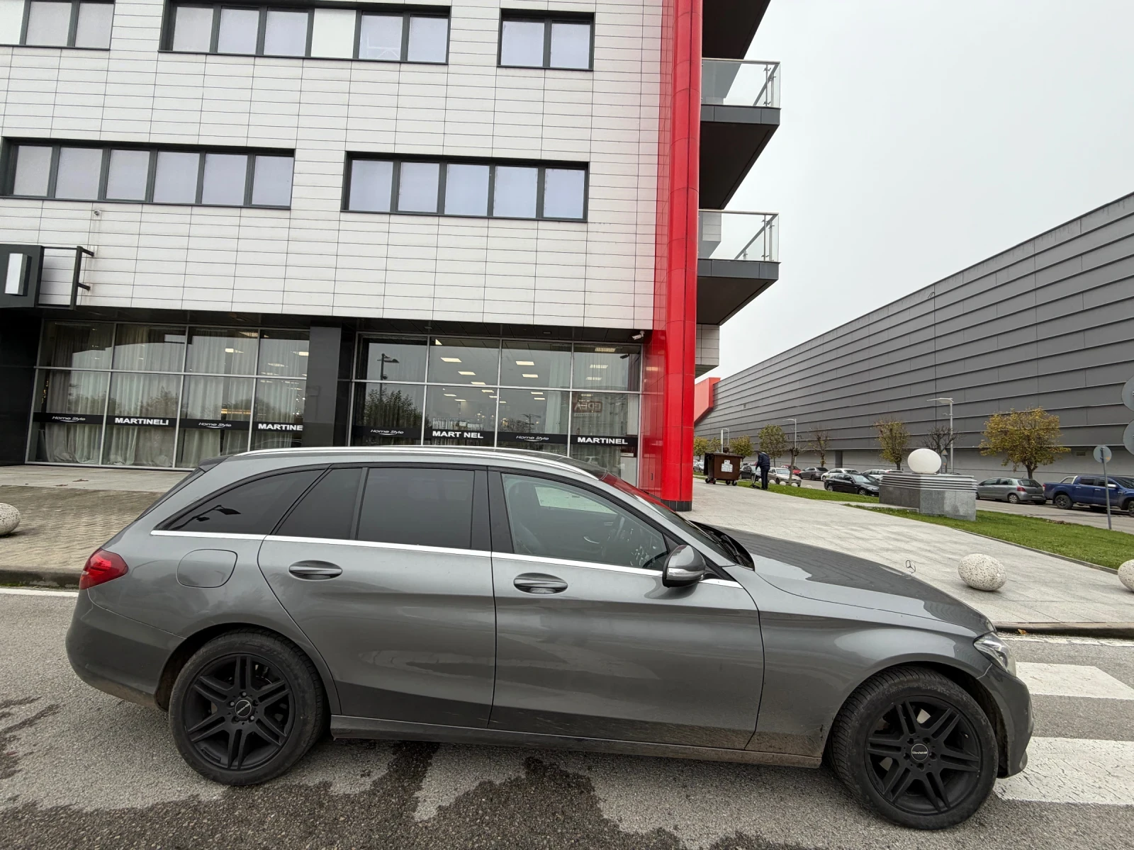 Mercedes-Benz C 220 AMG* Кожа* LED* Inteligent - изображение 4