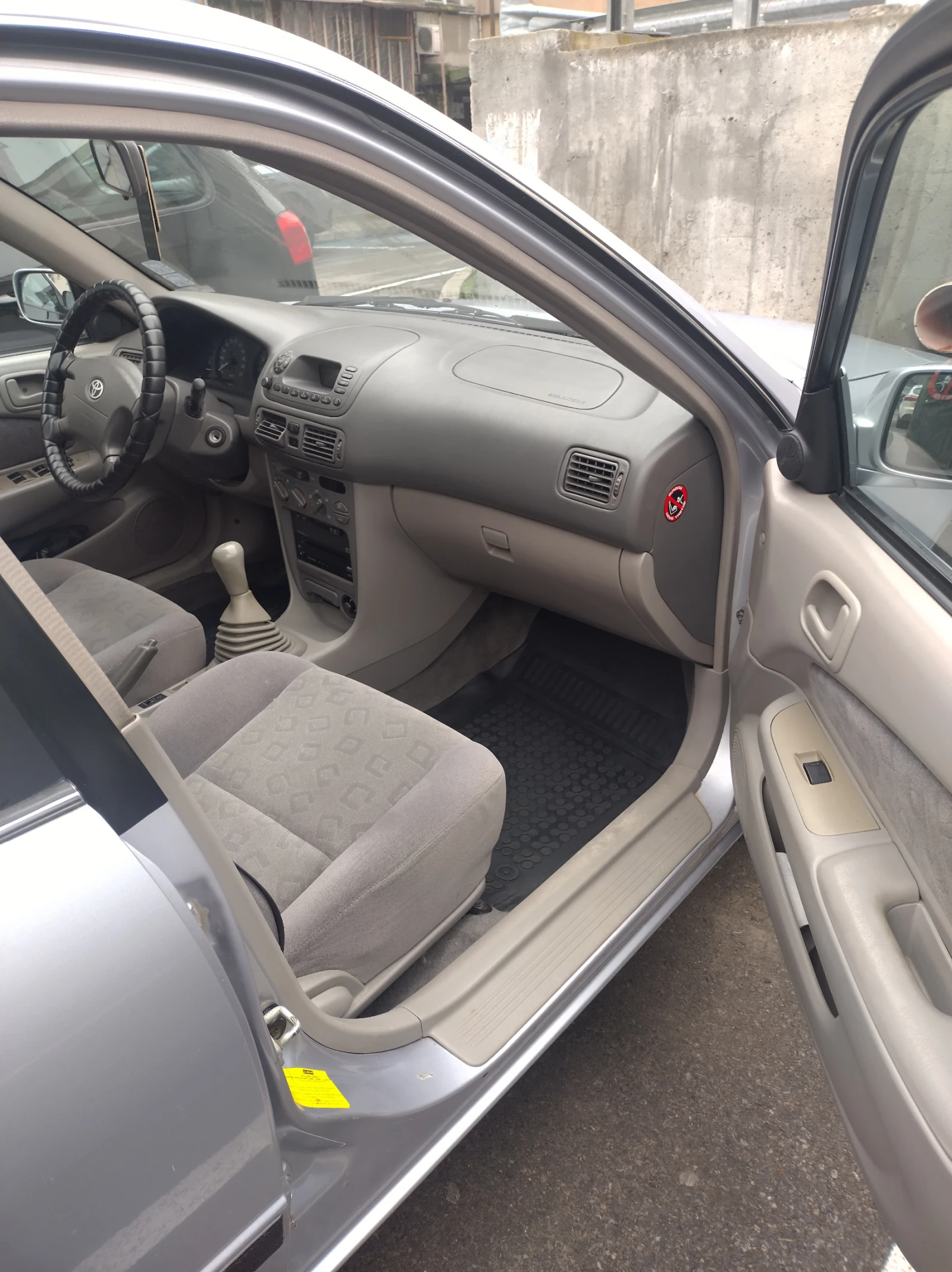 Toyota Corolla sol - изображение 9