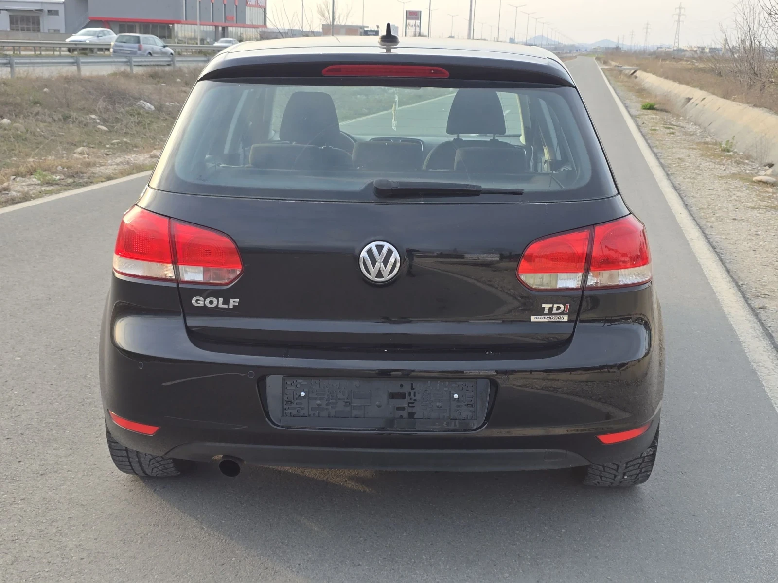 VW Golf 1.6tdi/105, снимка 6 - Автомобили и джипове - 53906886