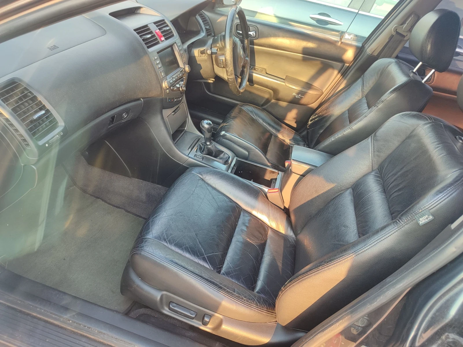 Honda Accord 2.2/140, снимка 9 - Автомобили и джипове - 54032598