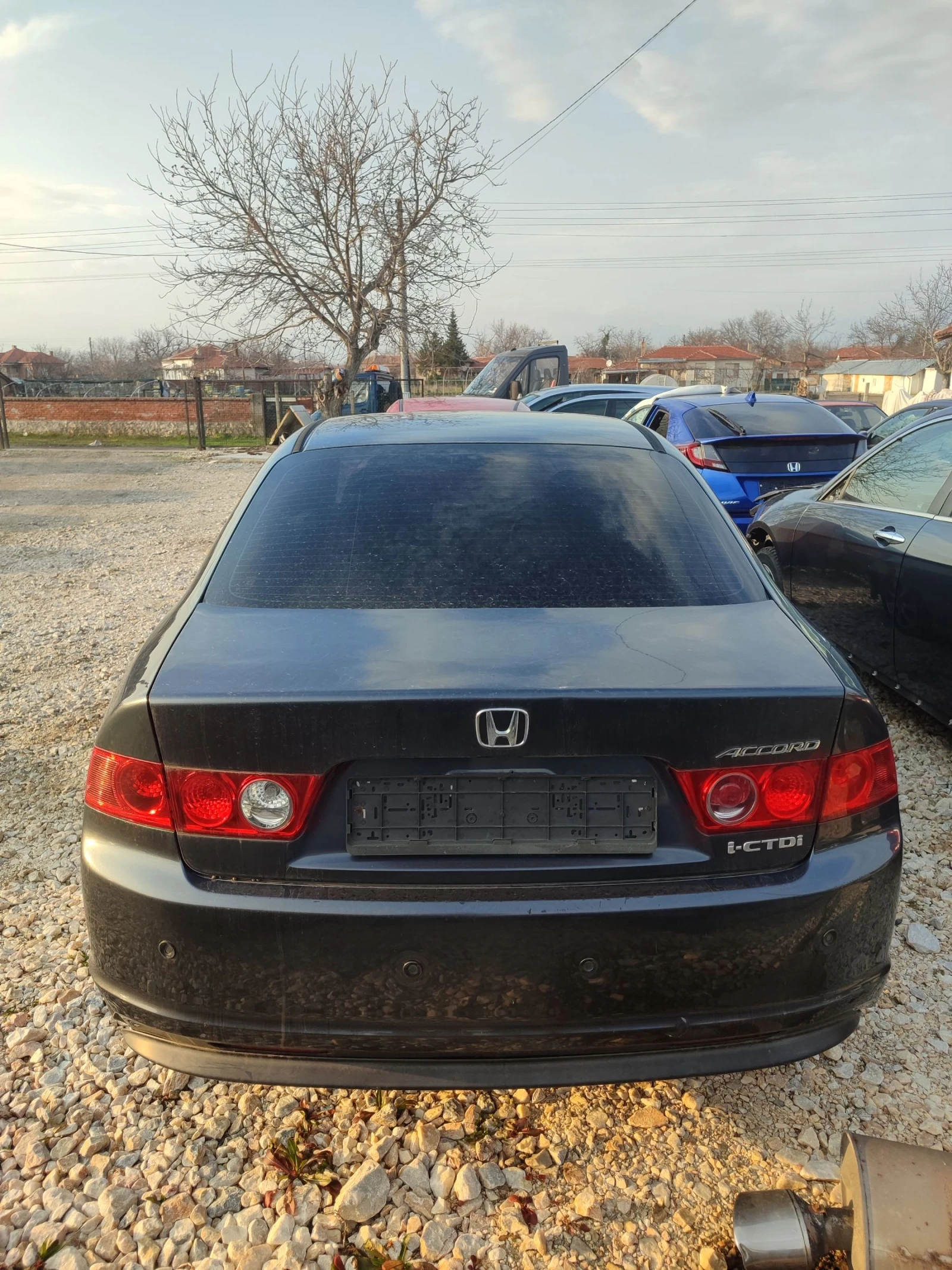 Honda Accord 2.2/140, снимка 8 - Автомобили и джипове - 54032598