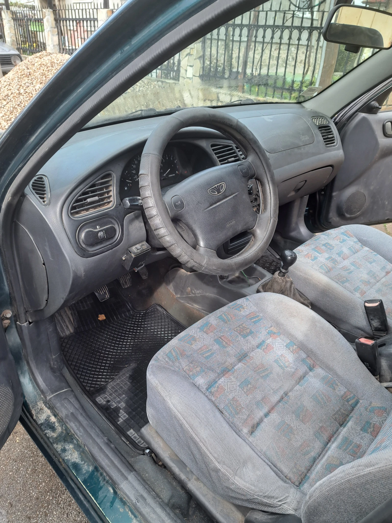 Daewoo Lanos, снимка 6 - Автомобили и джипове - 54090411