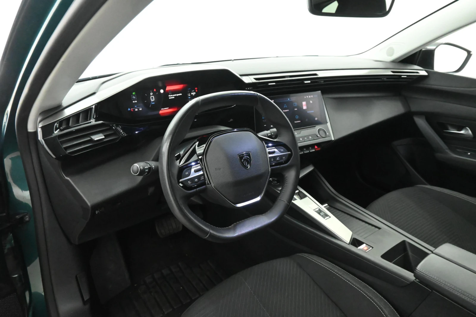 Peugeot 308  1.5 BlueHDI - 130 �.�.  | Mobile.bg � ����������� 11