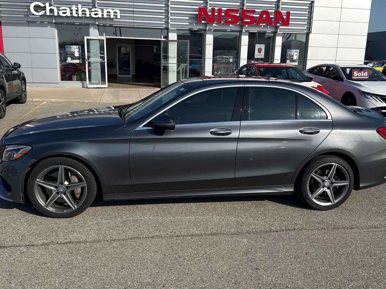 Mercedes-Benz C 300 4MATIC* PANORAMA* ПОДГРЕВИ* KEYLESS* , снимка 2 - Автомобили и джипове - 54652899