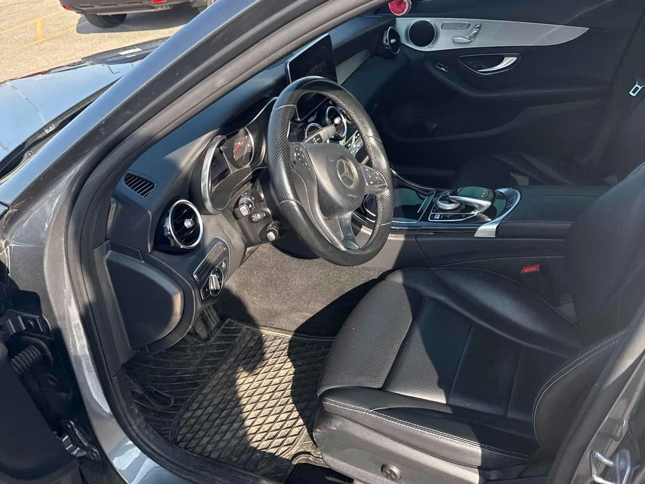 Mercedes-Benz C 300 4MATIC* PANORAMA* ПОДГРЕВИ* KEYLESS* , снимка 5 - Автомобили и джипове - 54652899