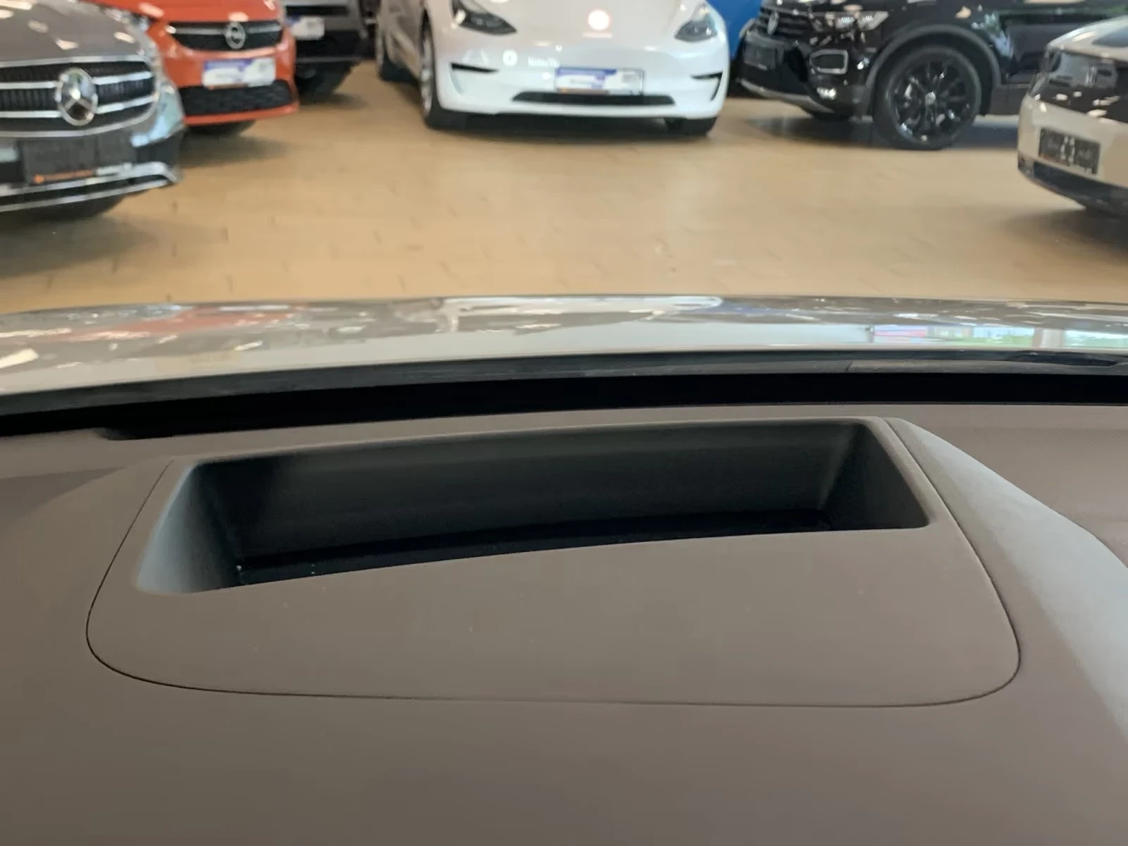 Hyundai Ioniq 5 UNIQ* 77.4KW* 325H.P.* AWD* ГАРАНЦИЯ, снимка 11 - Автомобили и джипове - 54874614