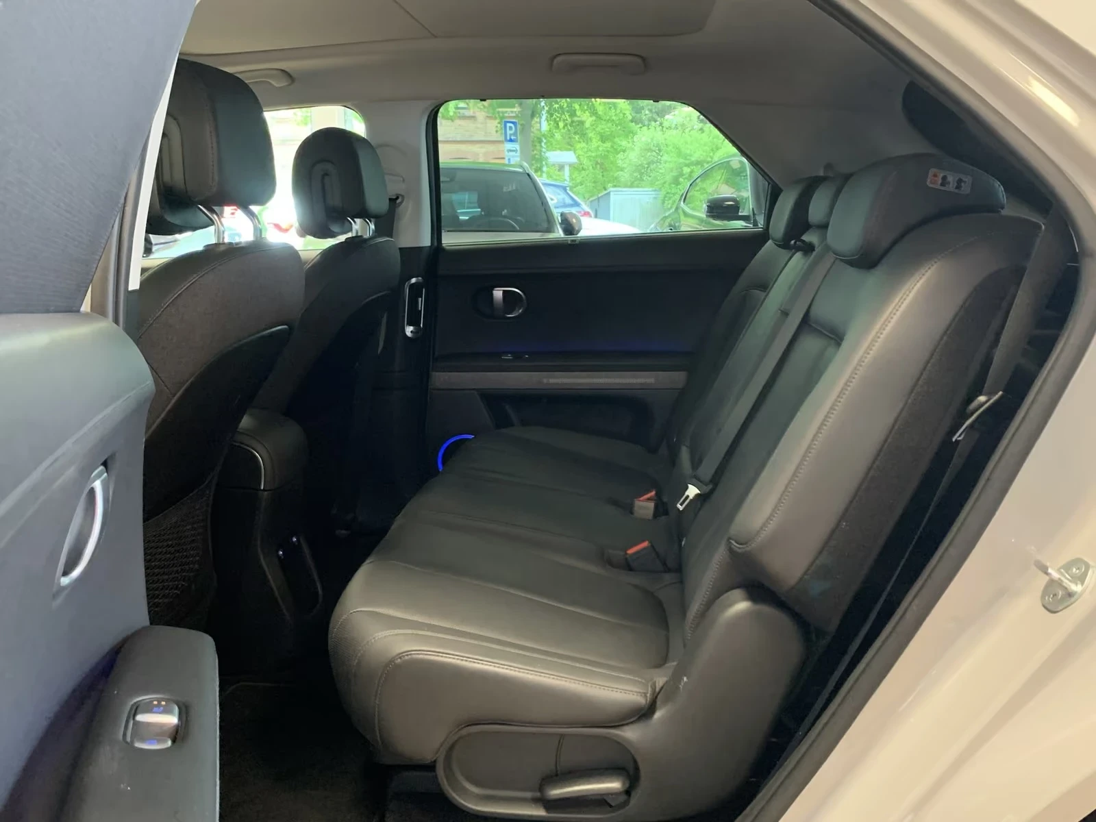 Hyundai Ioniq 5 UNIQ* 77.4KW* 325H.P.* AWD* ГАРАНЦИЯ, снимка 7 - Автомобили и джипове - 54874614