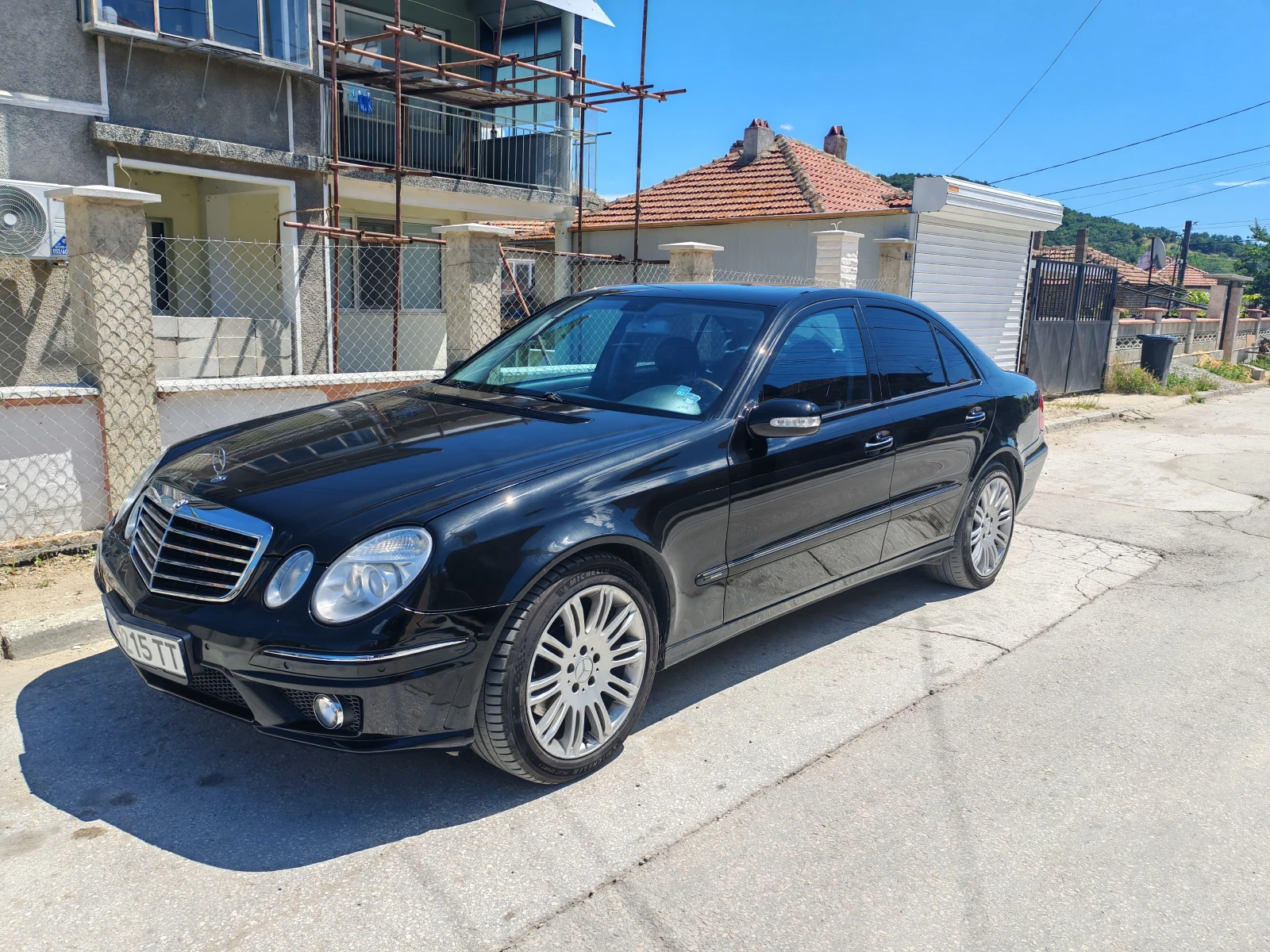 Mercedes-Benz E 500 W211 | V8 | Газ | Кожа | Подгрев | Пружини | 